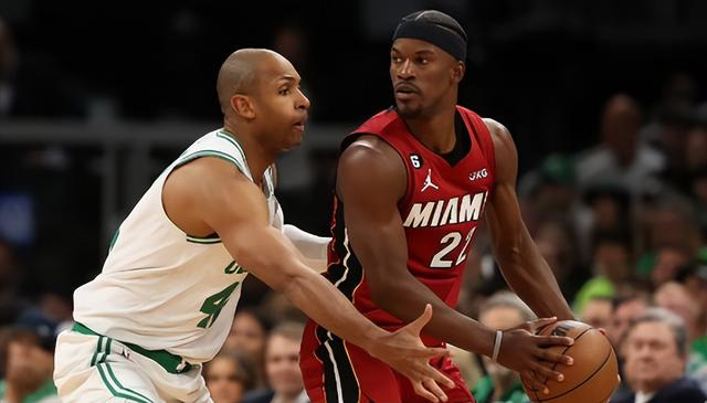 球员屈指可 球员屈指可